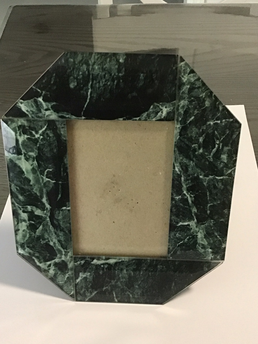 Marble-Pattern Octagonal Photo Frame in Dark Green
